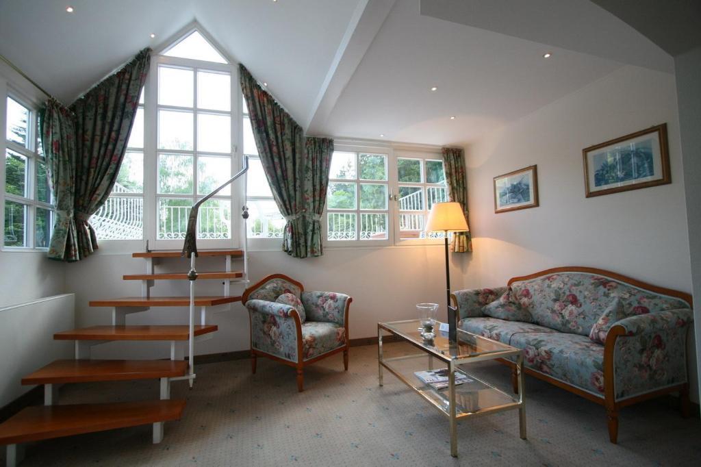 Park Hotel Am Schloss Ettringen  Room photo